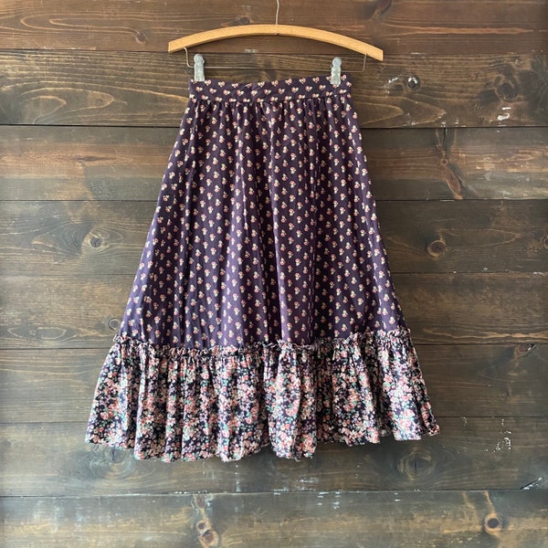 Vintage 80’s calico prairie skirt / tiered ruffle / muted floral <<<molly midi skirt>>>