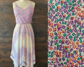 Vintage 70’s handkerchief hem dress / ditsy floral midi dress <<<sun valley dress>>>