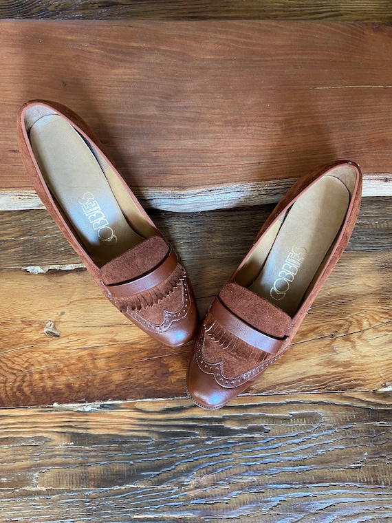 Vintage 80’s brown suede loafers / small block hee