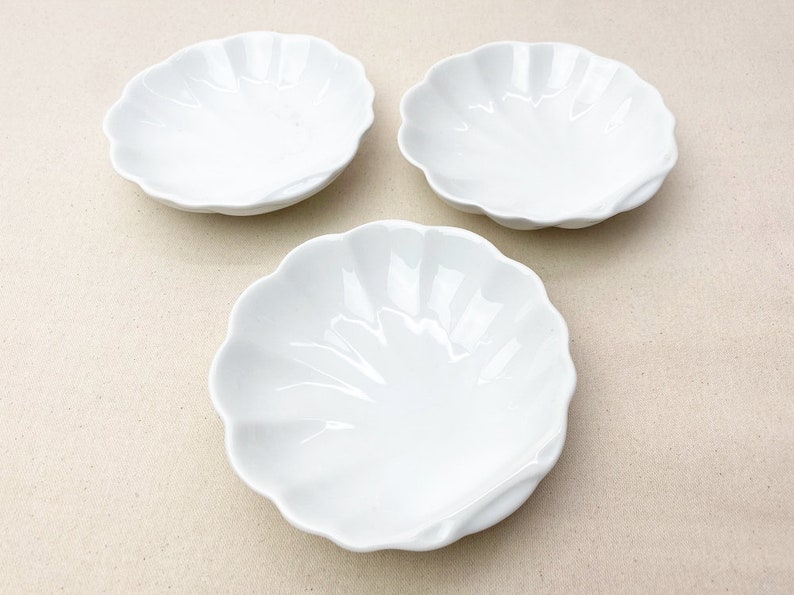 Vintage Porcelain Soap Dish Zero Waste White Scallop Etsy