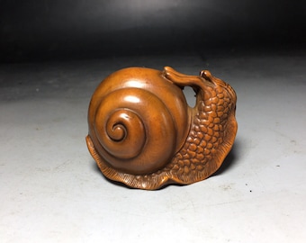 Collection of Chinese antiques pure hand-carved boxwood snail ornaments.xh