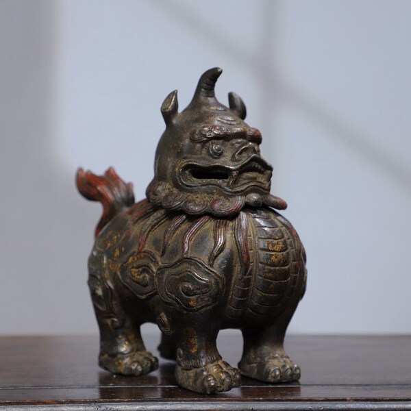 Brûle-encens en bronze antique chinois de bête de bon augure