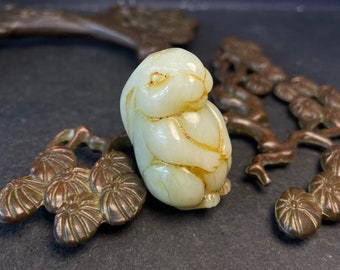 Collecting Chinese Antiques, Handmade Carving, and Natural Jade Pendant Rabbit -61