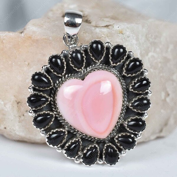 Pink Conch Cluster Heart Pendant, Black Onyx 925 Silver Statement Pendant, One of a Kind Necklace, Valentine Special Gift for Her