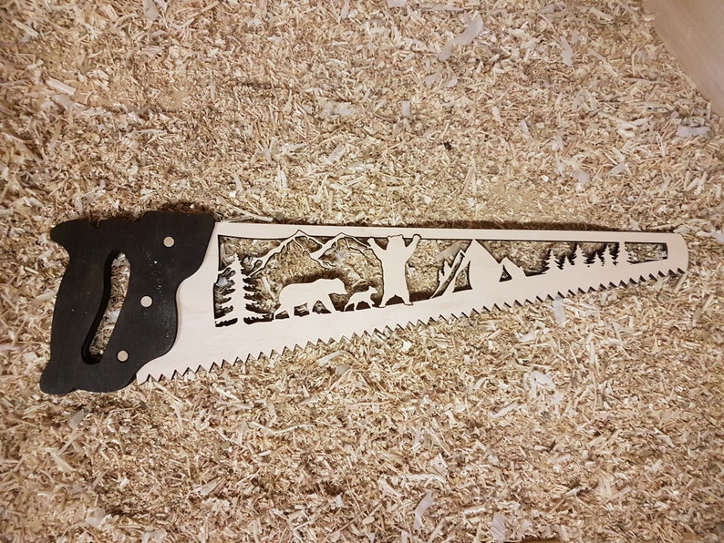 Handsaw Bear, Garage Decoration , Shed Decor ,wooden Saw Blade Cut Out