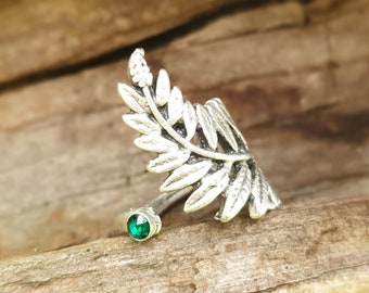 Fern ring, emerald Swarovski crystal