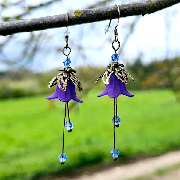 Boucles d'oreilles Clochettes de Fée violettes, Swarovski, campanule, féerique