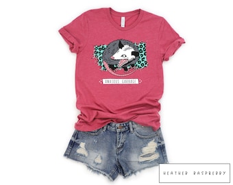 Camiseta de zarigüeya de la basura ansiosa (disponible en 7 colores) • Camiseta de meme de zarigüeya • Camiseta divertida de zarigüeya • Camiseta divertida de zarigüeya • Camiseta de ansiedad
