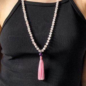 108 cuentas de CUARZO ROSA japa mala con borla rosa y cuenta de gurú AMATISTA, collar yogui, joyería de meditación de yoga, cuentas yogi estilo boho