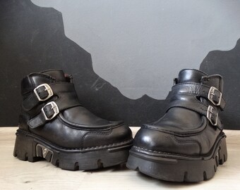 mens platform boots size 12