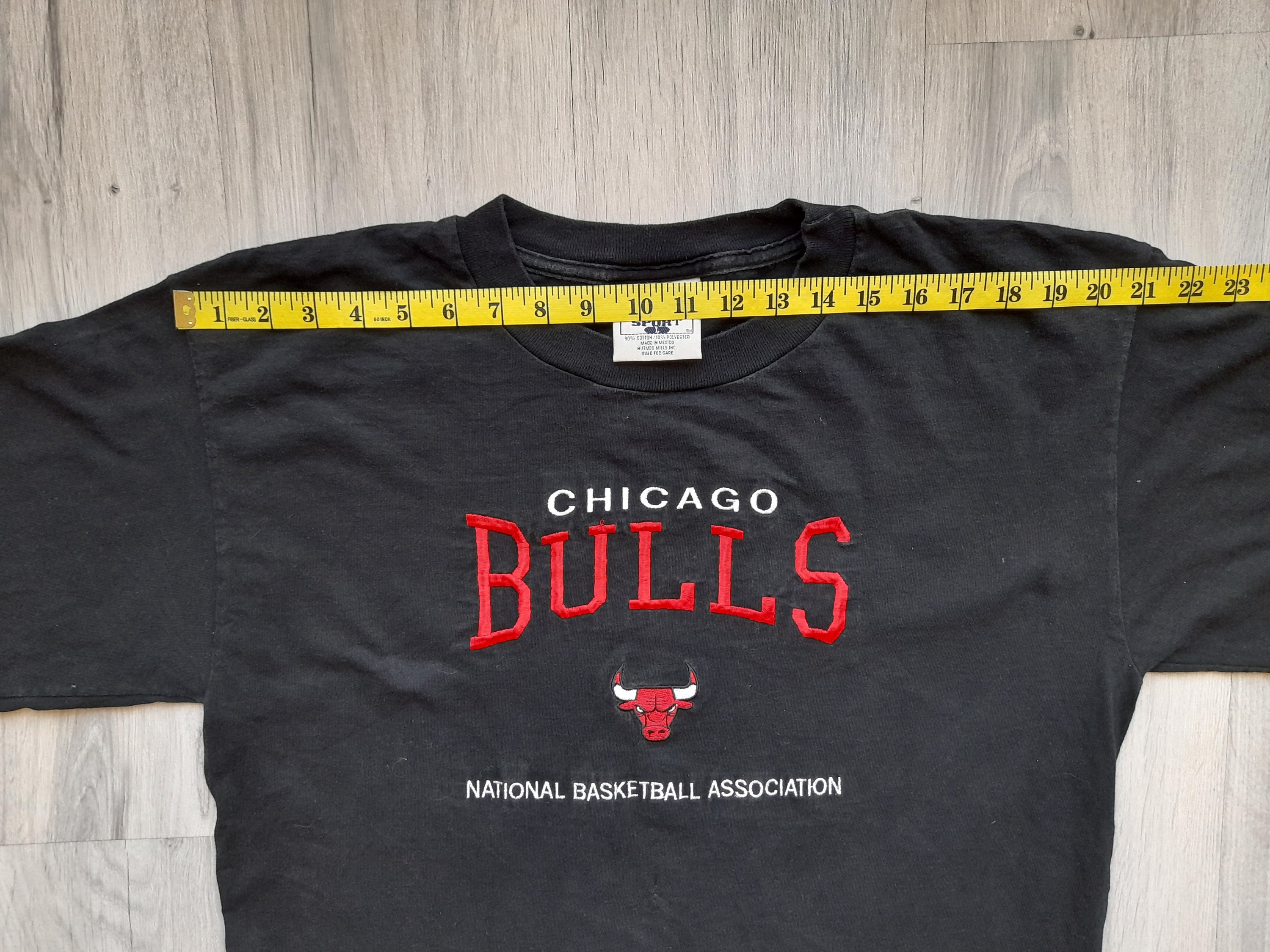 Vintage 90s Chicago Bulls Embroidered shirt Mens Large Jordan | Etsy