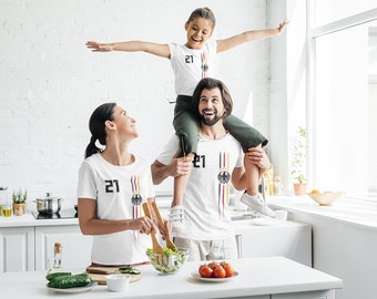 T-shirt rétro Allemagne pour toute la famille | Maillot de la Coupe du Monde et du Championnat d'Europe avec nom et numéro souhaités | Gr. 110 à 3XL | Un pays, une équipe, un rêve