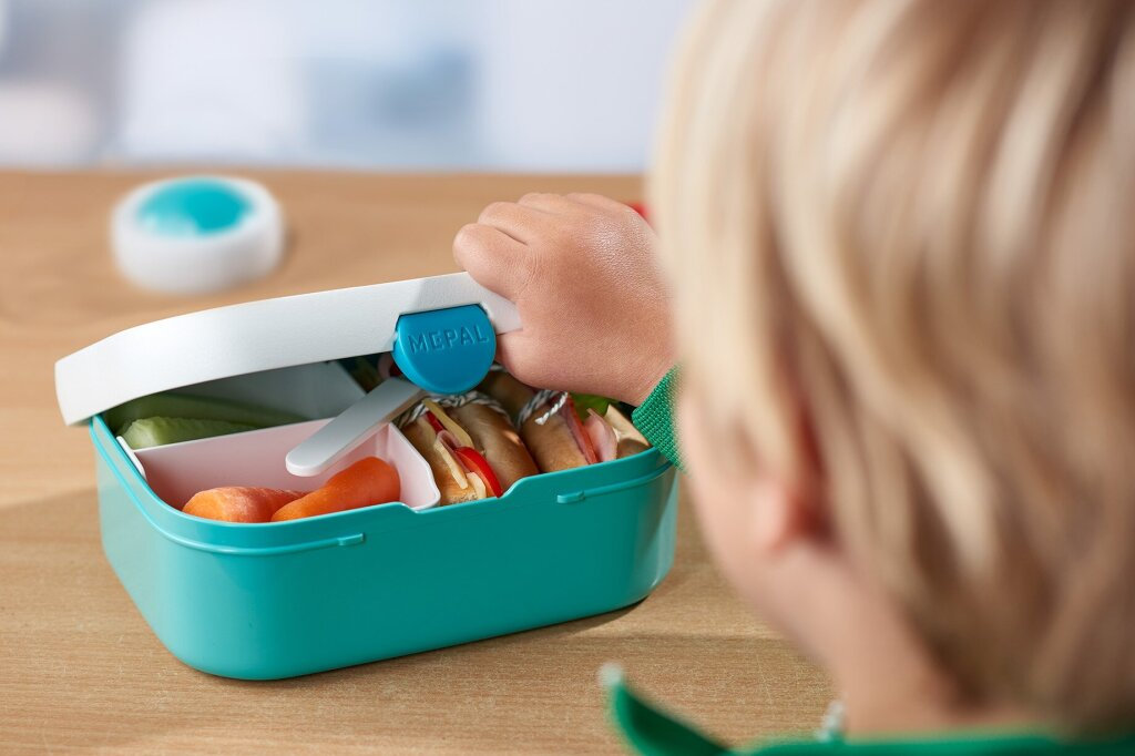 Mepal Lunch Box With Desired Name / Lunch Box With a Cute Ark for Daycare /  Kindergarten or School 