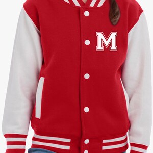 Personalisierte College Jacke mit Initiale für Kinder und Erwachsene College Jacke mit Wunschbuchstabe oder Zahl im College Style Rot-weiss-weiss