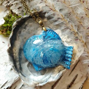 Sakana in Vibrant Light Blue/Unique Handmade Jewelry/Epoxy Resin/Alcohol Ink/Petri Art/Fish Shape Pendant/Gift Idea/Fantasy/Nautical/Chain
