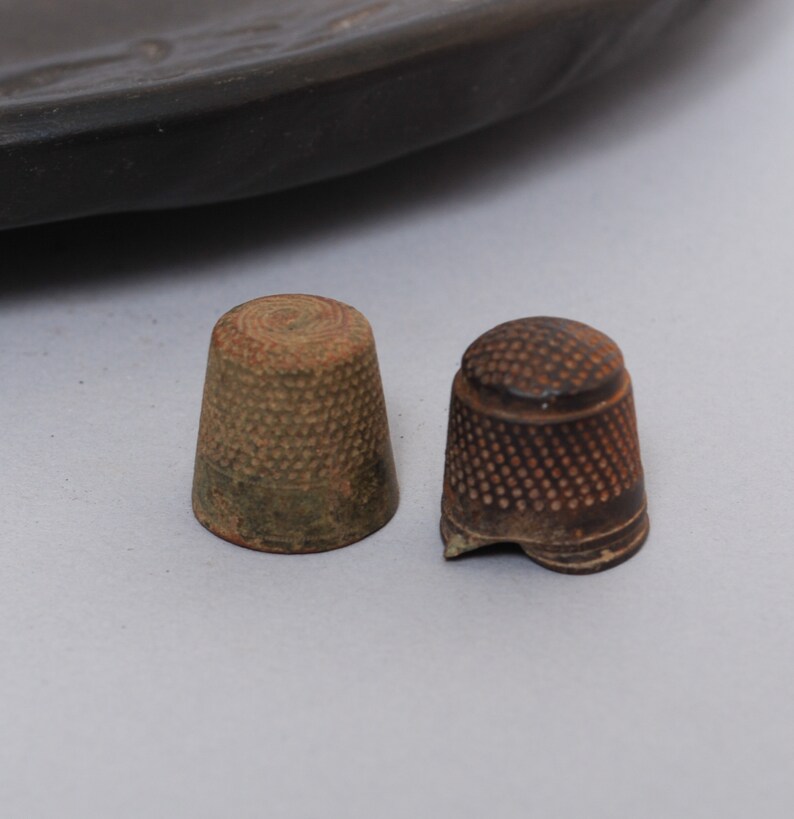 Set of 2 Antique Brass Thimbles Finger Protection Cup Dark Etsy