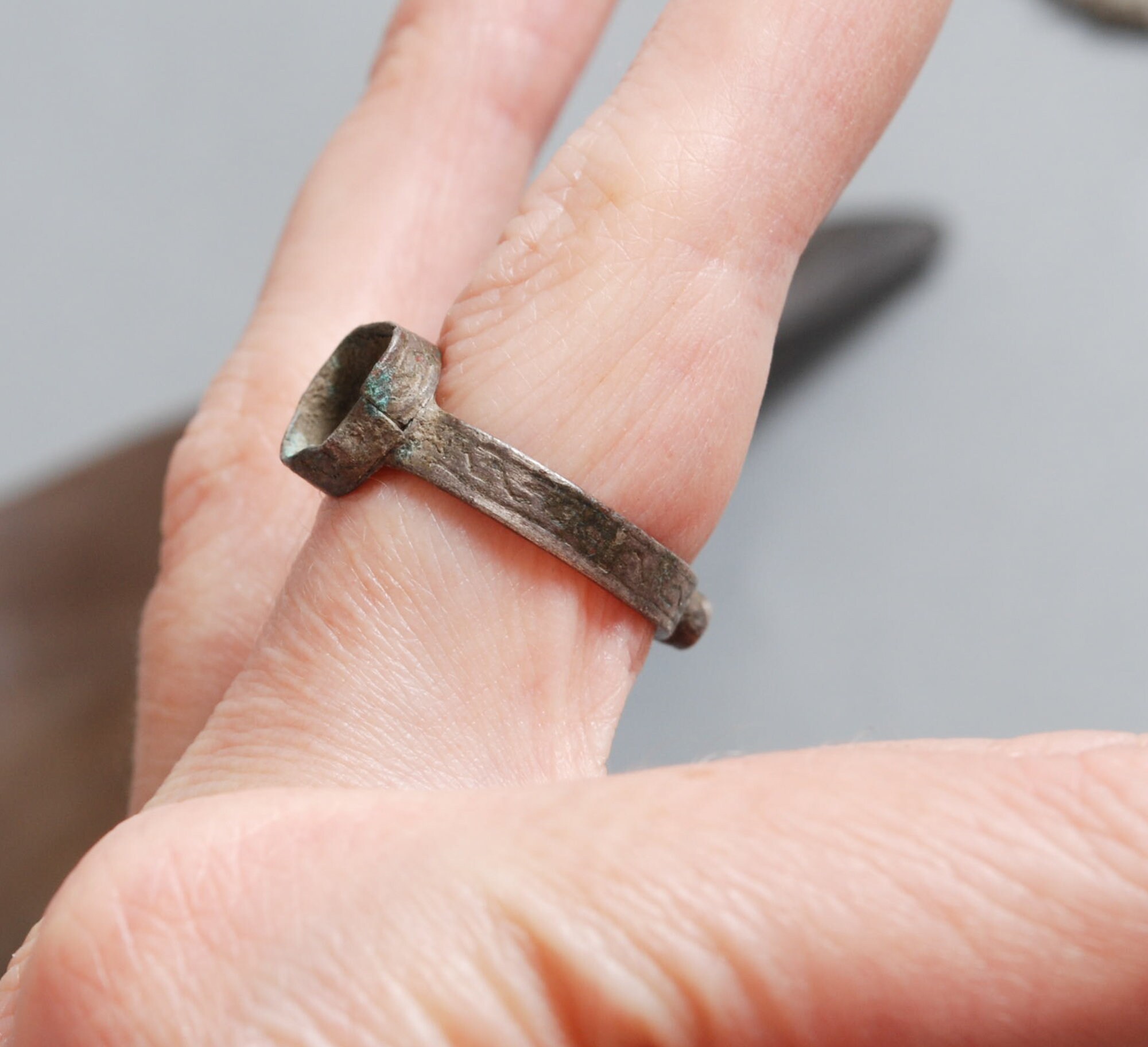 Antique brass bronze ring jewelry original dark patina Etsy