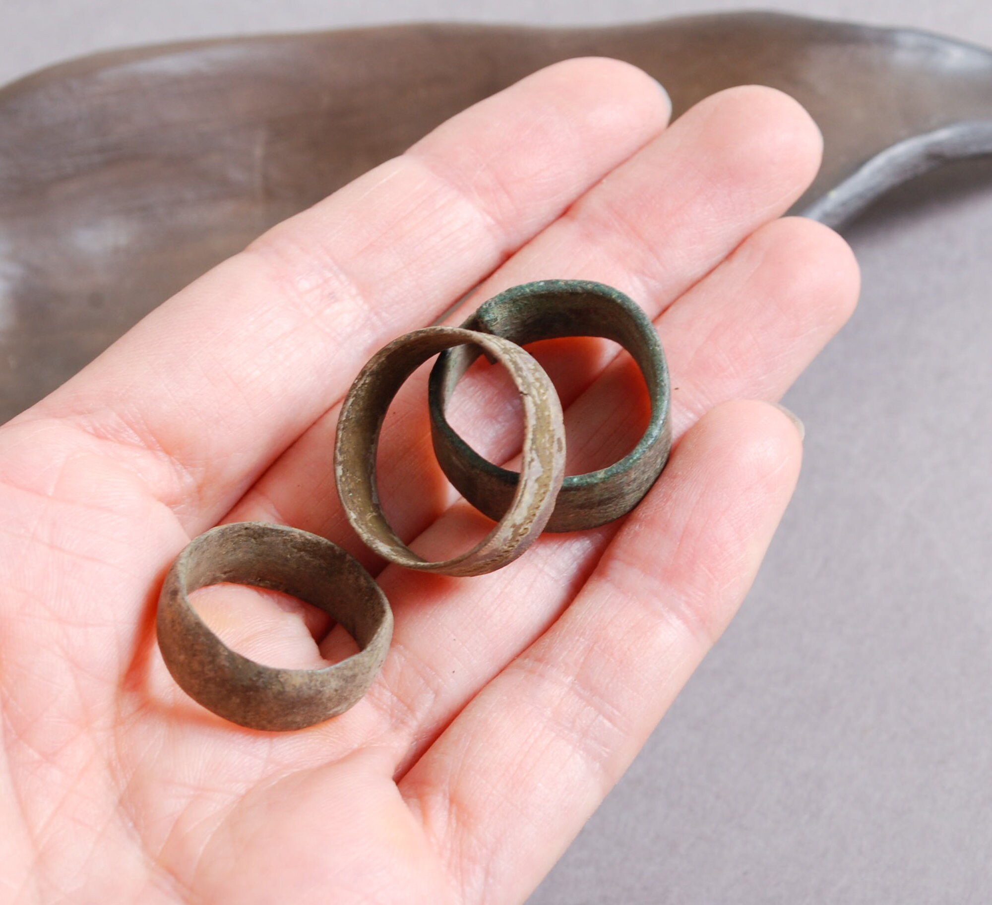 Set of 3 Antique brass rings jewelry original dark patina Etsy