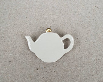 ANGELIC Gold Porcelain Teapot Brooch (delicate jewel) La Belle au bois