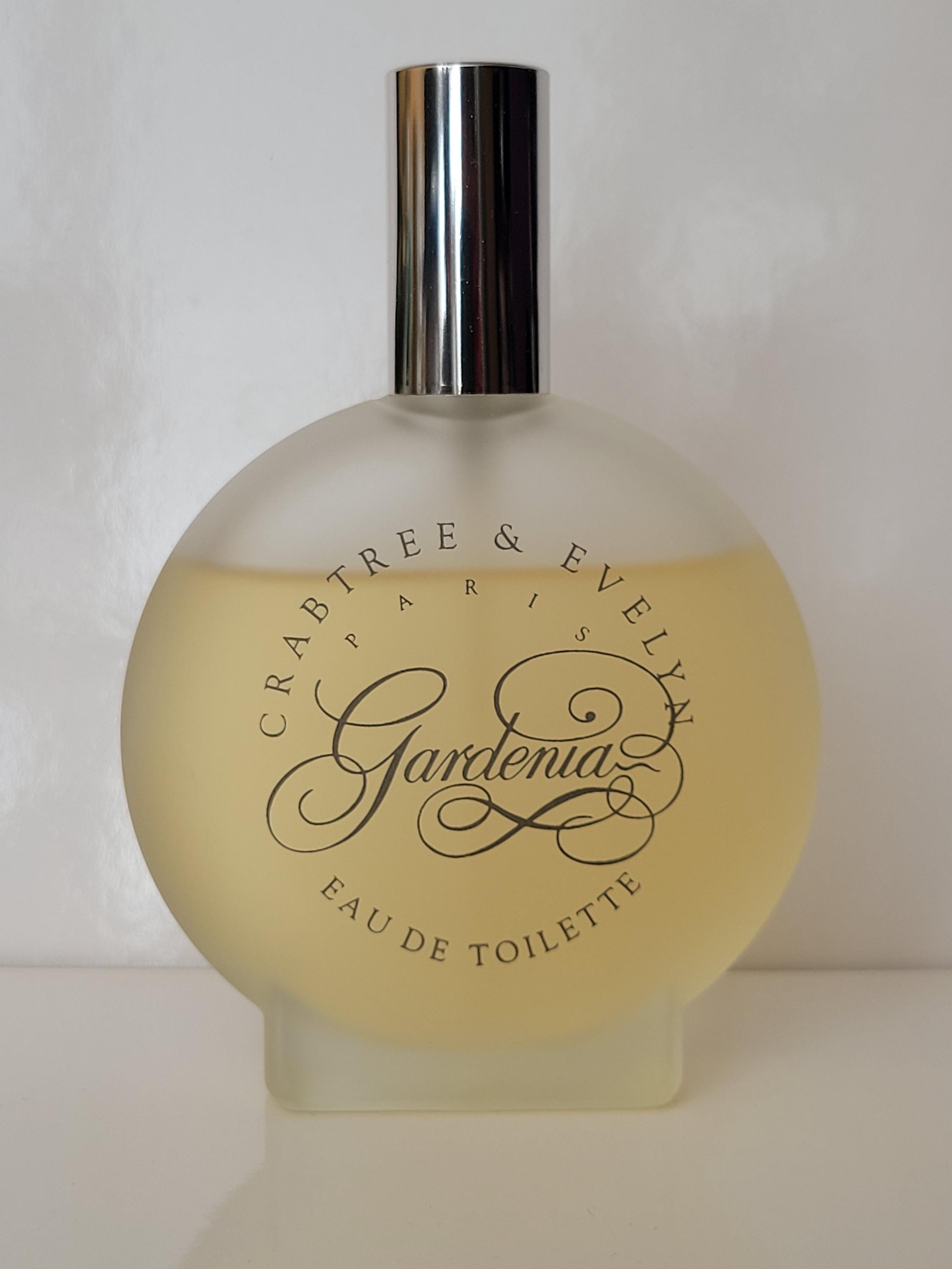 CRABTREE & EVELYN。 GARDENIA 。 キャンドル。 2個。