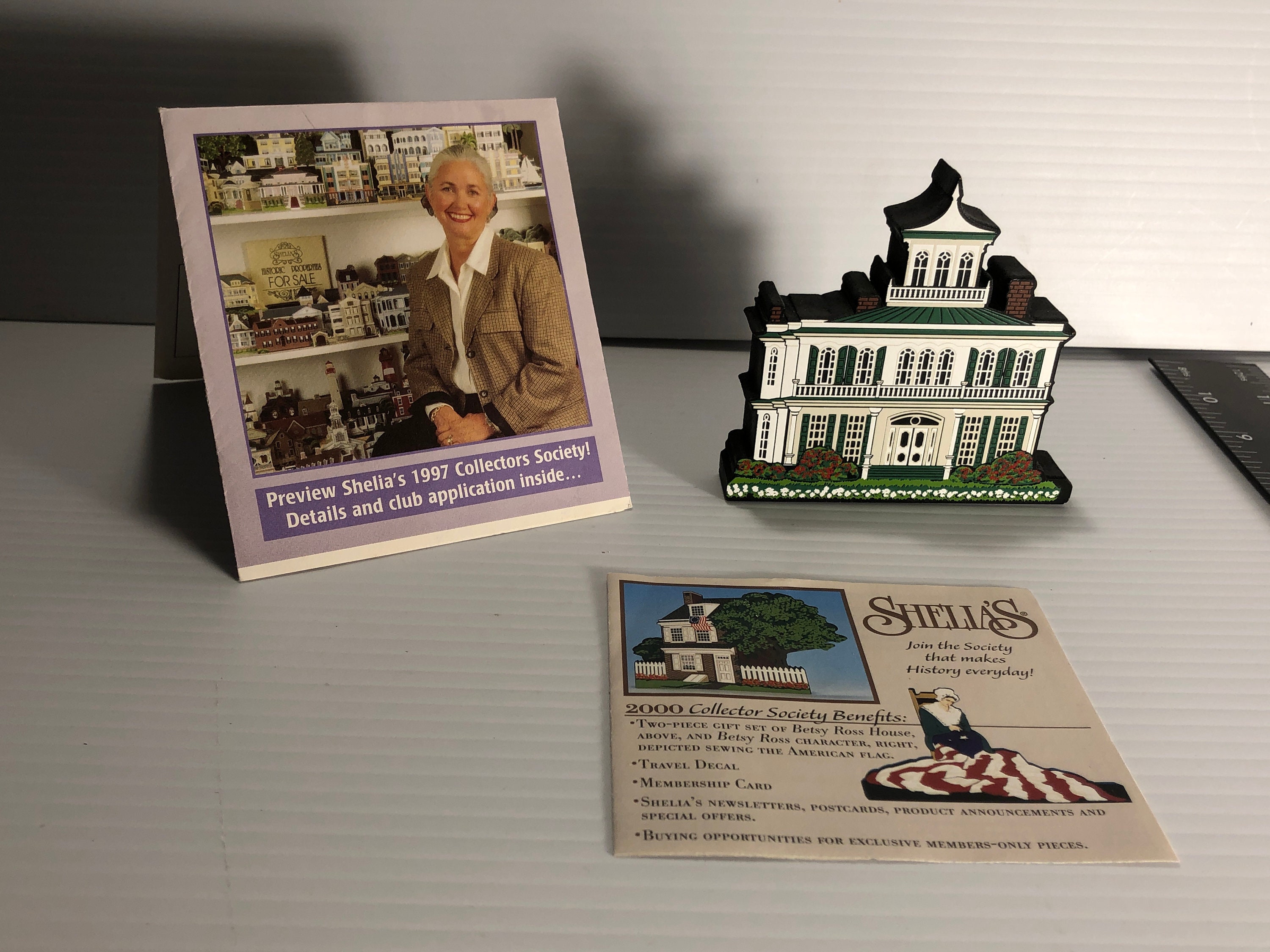 Shelia's Houses Vintage Collectible Historic Wooden Mini Replica House of the Seasons in