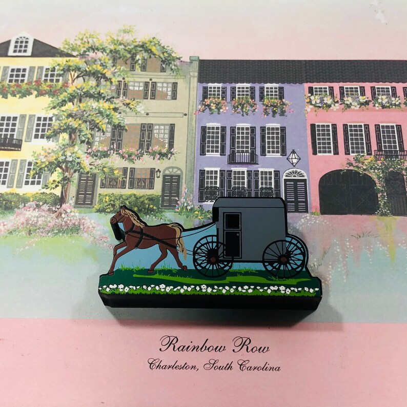 Shelia's Collectibles An Amish Horse And Carriage Shelia's ~ Daisy Connection Shelia's Collectibles An Amish Horse And Carriage Shelia's ~ Daisy Connection