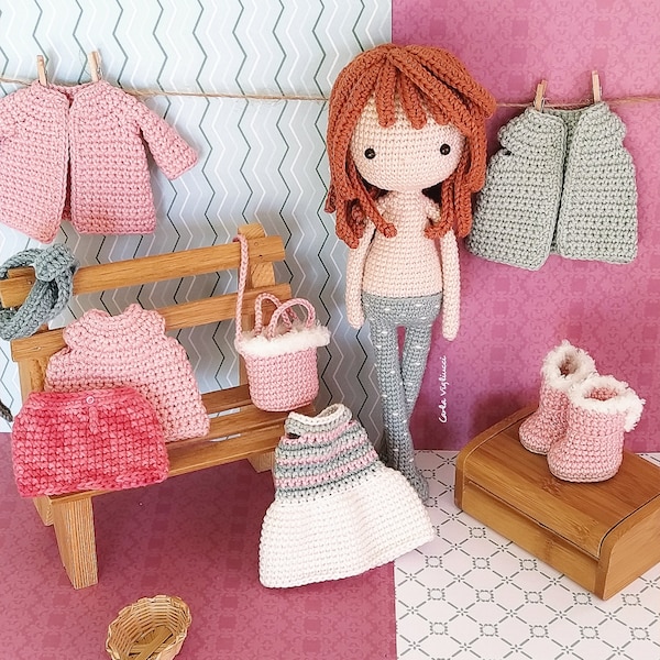 Muñeca Klara, muñeca amigurumi a crochet, muñeca a crochet con ropita de quita y pon, muñeca con outfits, SOLO PATRÓN