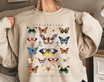 Butterfly Sweatshirt, Fall Sweatshirt, Floral shirt, Butterfly Lover, Butterfly Graphic, Women Tee, Valentine Gift