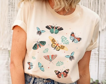 Vintage Butterfly Shirt, Nature Lover T-Shirt, Moth Aesthetic T Shirt, Cottagecore Aesthetic, Boho Shirt, Gift For Her