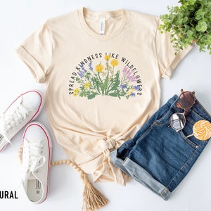 Wildflowers Graphic Cropped T-shirt
