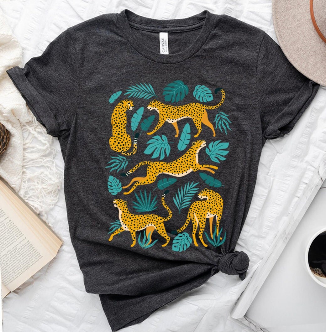 Trendy Boho Tiger Shirt Women Botanical Shirt Tiger Graphic Tee Wild Animal Shirt Tiger Tshirt Safari Shirt Womens Tiger T Shirt Jungle Tee