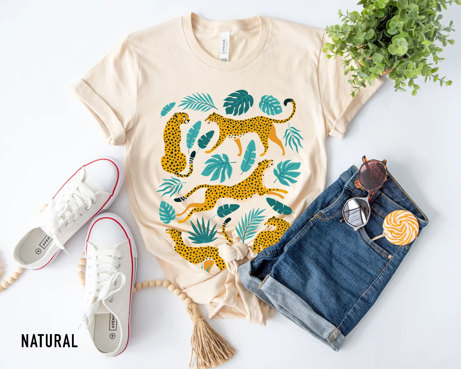 Trendy Boho Tiger Shirt Women Botanical Shirt Tiger Graphic Tee Wild Animal Shirt Tiger Tshirt Safari Shirt Womens Tiger T Shirt Jungle Tee