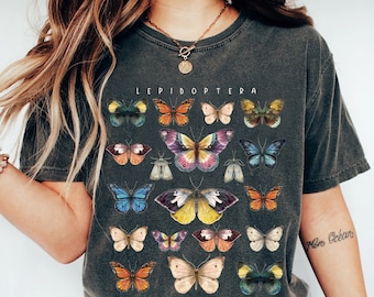 Butterfly Shirt, Comfort Colors Shirt, Fall Shirt, Floral shirt, Butterfly Lover, Butterfly Graphic, Women Tee, Valentine Gift