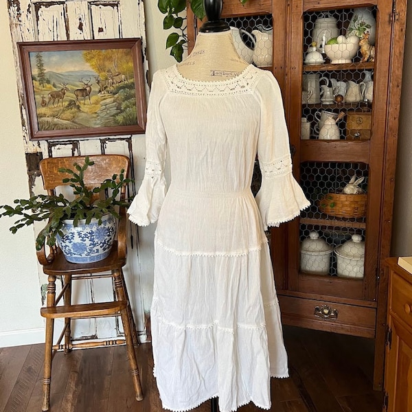 70s White Dress Made in Greece by Greeka, Sheer Coverup w/ Lace, Modest Length, 100% Cotton, Women's Size 2 (XS?), Vintage Souvenir