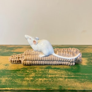 Royal Copenhagen Mouse on Corn Cob Bone China Figurine, Vintage English Cottage Kitchen Decor, Farmhouse Collectible Gifts for Women