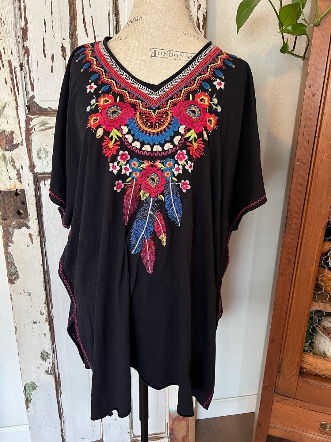 Johnny Was Tunic Tshirt, Black W/ Floral Embroidery, Women's Small, NWT ...