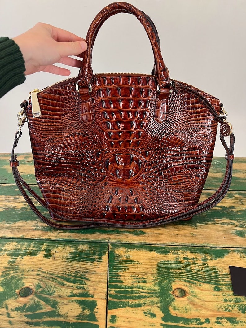 Large Brahmin Purse Hand Bag w/ Removeable Crossbody Strap, Brown Leather, Crocodile Skin Texture Embossed Leather, NWOT Designer Fashion image 4