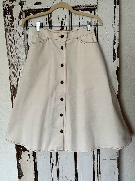 60s/70s Levi's White Denim Button Up Skirt w/ Whi… - image 2