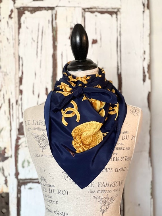 Chanel Vintage - Jewelry Printed Silk Scarf - Black - Silk Foulard - Luxury  High Quality - Avvenice