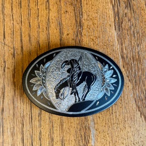 End of the Trail Belt Buckle, Engraved Black & Silver Metal, Wounded Indian w/ Horse, oval Buckle for Men/Women, Western Cowboy Fashion