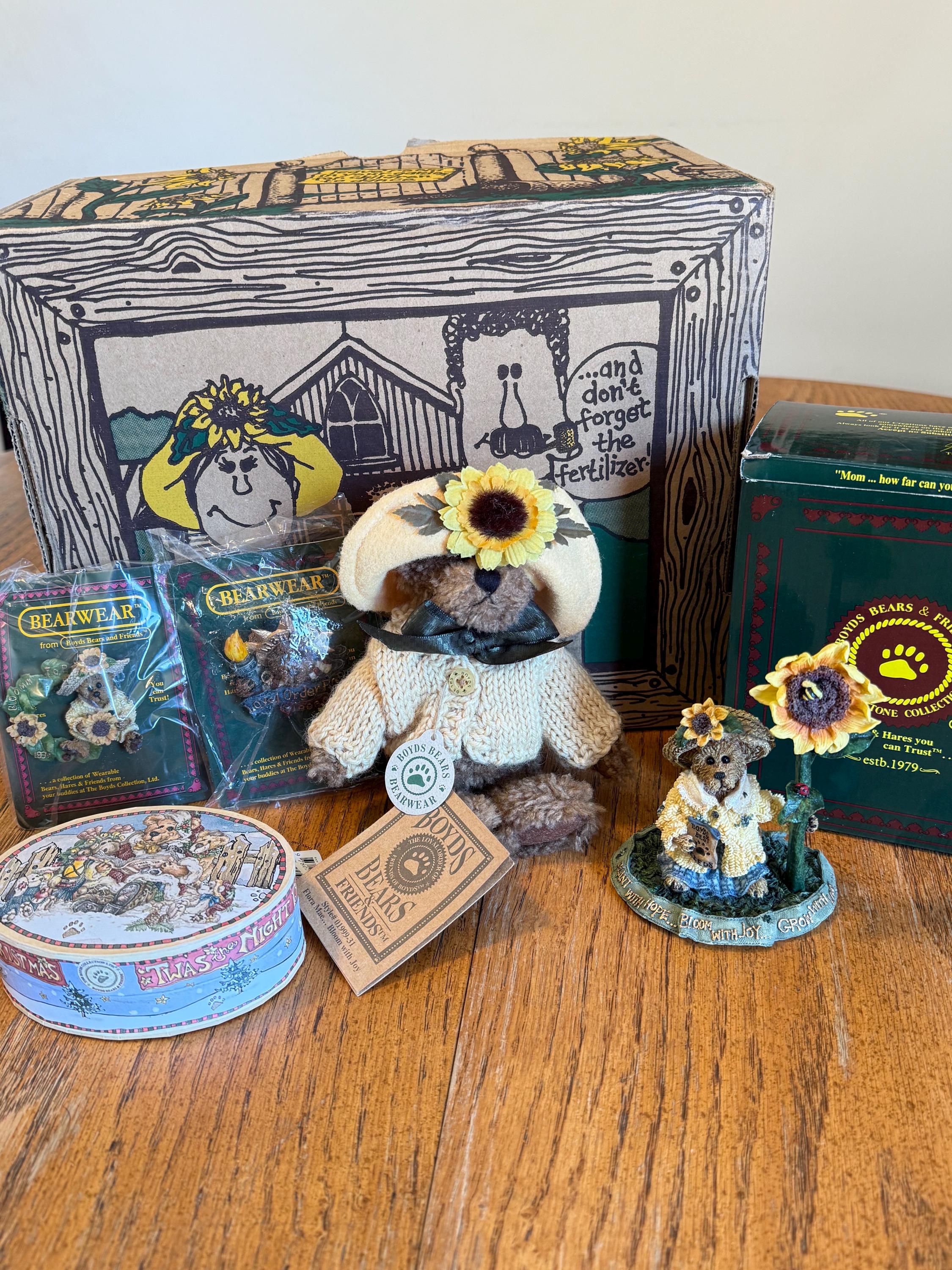 1999 Boyd's Bears Sunflower Box, Friends of Boyd's Vintage Member