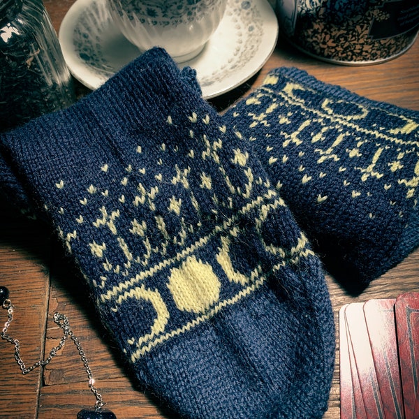 Celestial socks - PDF digital knitting pattern