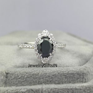 Vintage 2.16 CT Oval Cut Black Onyx Diamond Engagement Ring / Halo Engagement Ring / 925 Sterling Silver Ring / Anniversary Gift Women Ring