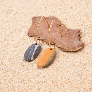 Pebble Earrings, natural unique raw stone, Beach pebbles Art, minimalist earrings, Mediterranean, beachwear, asymmetric, wearable Nature