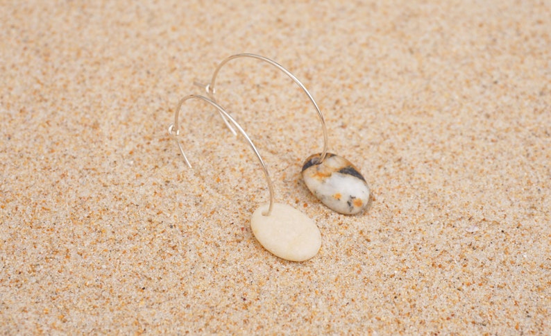 Pebble Earrings, Stone earrings, beach earrings, asymmetric earrings, simple earrings, pebbles beach earrings, hoop pebbles, mini pebbles. image 2