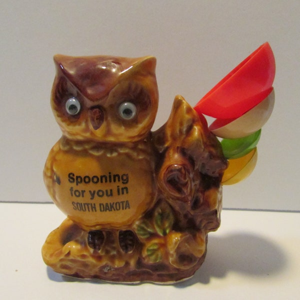 vintage owl kitchen measuring spoon and ring holder figurine Spooning for you in South Dakota