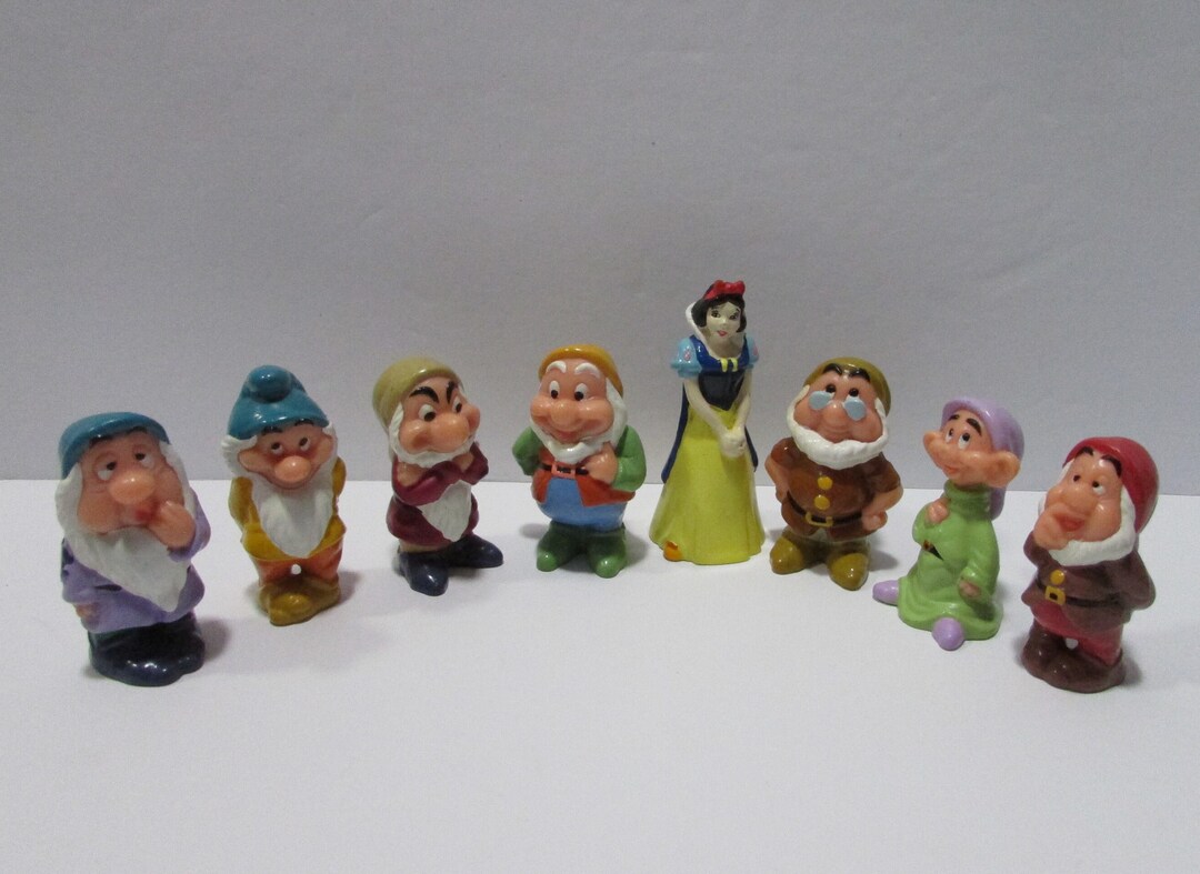 Vintage Snow White and the 7 Dwarfs PVC Figures Set Disney Dopey Doc ...