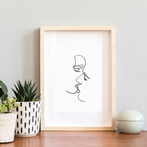 Couple Kiss Printable, Kiss Illustration Poster, Kiss Art, Romantic Art, One Line Drawing, Single Line, Line sketch, Printable Wall Art