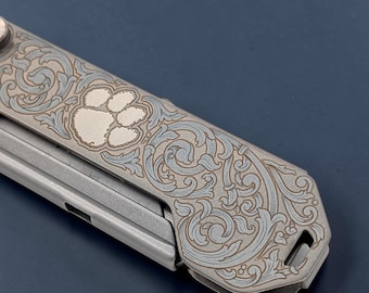 Tiger Paw with scroll Box Cutter. Customized, laser engraved Utility knife with initials.