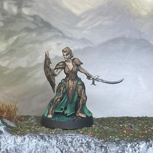 Female Dryad, Forest Guardian, Ranger, Druid, nature paladin - Painted miniature - D&D - Frostgrave - Pathfinder - RPG